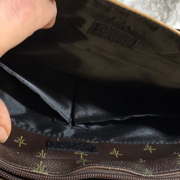 New White Dove Designs Bible journaling bag - middle opens completely - Picture 6 of 12